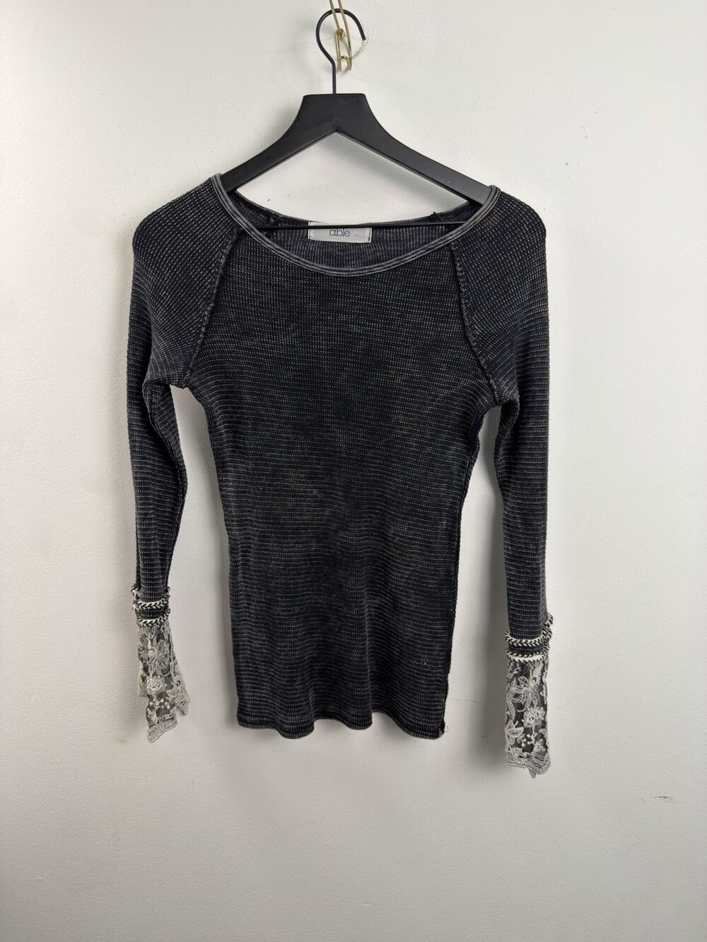 able Round Neck Washed Black Decorative Cuff Long Sleeve Thermal Top Size Small